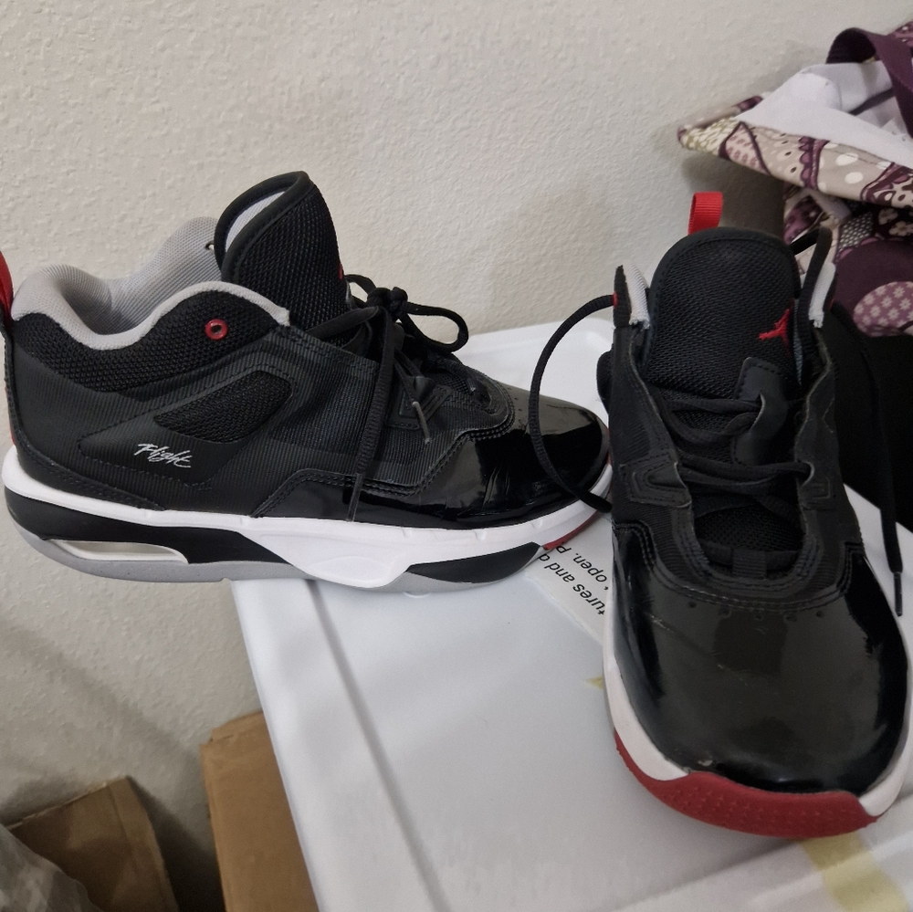 Youth Basketball shoes